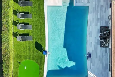 Image de Delray Bch Retreat-heated pool mini Golf 5 min to Downtown & Beach, Pet friendly