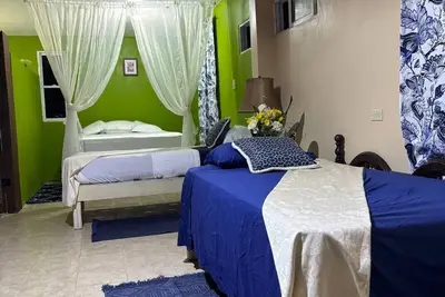 Image de Jamaica vacation on Southcoast surrounded by Mountains and nature