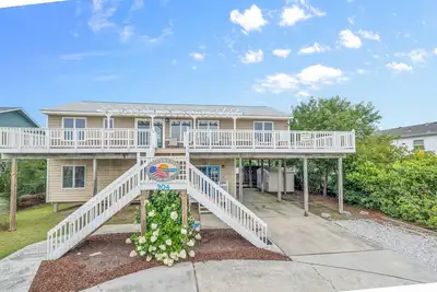 Image de Spacious 6-Bedroom Sandbridge Home with Pool, Just Steps from the Beach