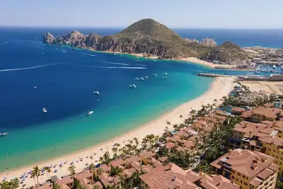 Image de 15% Off - Luxury 4 Bd Beachfront Villa #6 in Cabo 5-Star Service