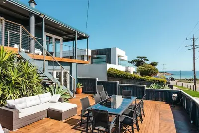 Image de Blue Pearl Retreat | Sunset Views opp Beach with Pool and Spa