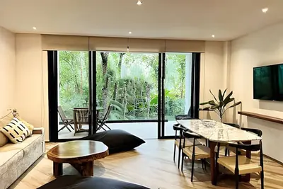 Image de Fully equipped 1 Br apartment 102 East