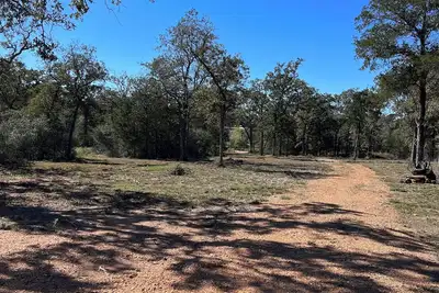 Image de New Charming 3-bedroom Barndo with Ac and WiFi in Smithville