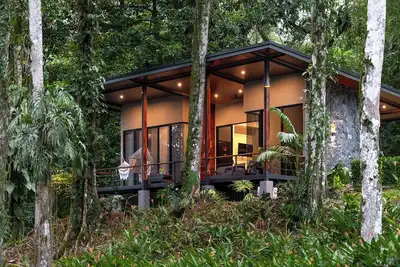 Image de Beautiful and cozy apartment in the forest next to the SarapiquĂ river