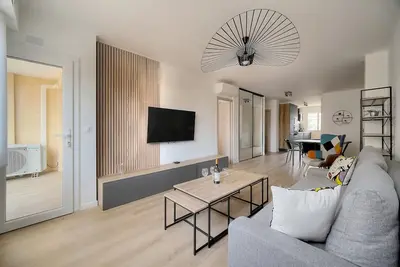 Image de 3 Pieces Moderne Proche Martinez Et Plages A2b249