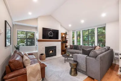 Image de Townhome | Private hot tub | Bbq | Pets