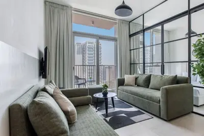 Image de Chic Urban 2br at Collective 2