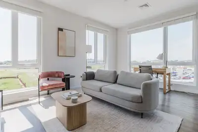 Image de Modern Revere 2br w/ Spa, W/D, Swimming Pool & Gym, by Blueground