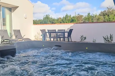 Image de Cygne - Jolie maison marais d'Olonne I Jacuzzi