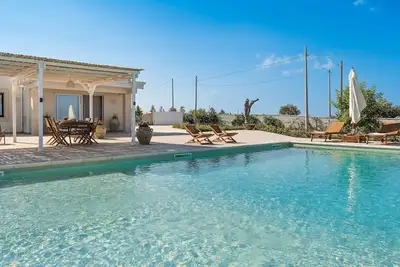 Image de Maison de vacances privée avec piscine privée, Wifi, climatisation, Tv, terrasse, vue panoramique
