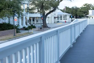 Image de Stunning Beachfront Condo with Breathtaking Balcony Views!