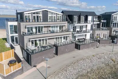 Appartement attrayant à côté de la plage
