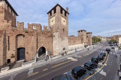 [5 min from Arena | with view] - Castelvecchio 11