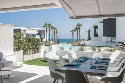 Image de Modern townhouse with Seaview in Upscale Community close to Estepona