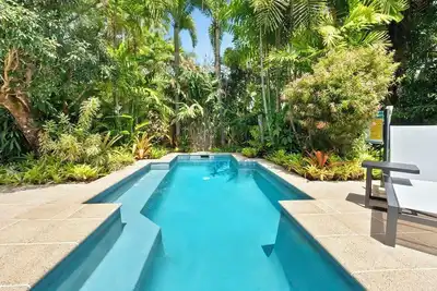 Image de 3 Bedroom Home in Clifton Beach