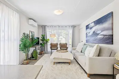 Image de Sandy Shores Unit 5, 150m Flat walk to Beach
