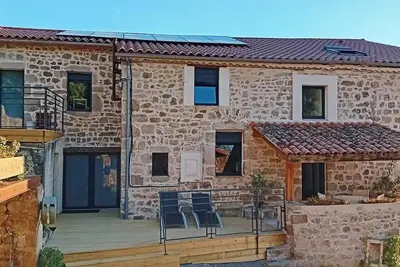 Image de Séjour paisible en gîte de charme avec spa en campagne