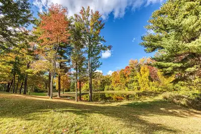Image de Renovated Country Retreat, 11+ Acres by Evergreen Home