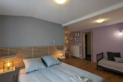 Image de Chambres d'hôtes au Puy-en-Velay avec parking et Wi-Fi