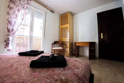 Image de Elvira Flat 81