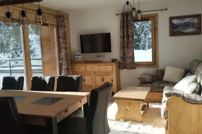 Image de Appartement luxueux 3 pièces, spa privé, skis aux pieds