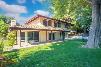 Image de Modern 2-Story Home in Thousand Oaks, Near La Hotspots