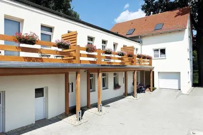 Image de apartment for 4 people with kitchen & balcony, view of the Elbe & free Wi-Fi