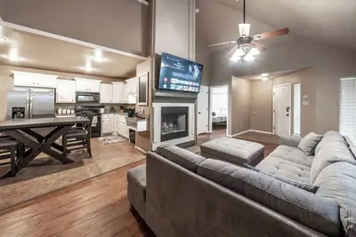 Image de Luxury Living Duplex B - 4br\/3ba - South Lubbock
