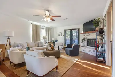 Image de This Ain't My First Rodeo - 4br/2ba - Hospitals