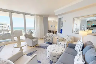 Image de Stunning Luxury Gulf Front St. Maarten Penthouse 1 with Private Elevator and Bal
