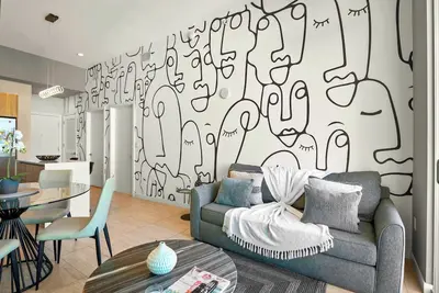 Image de Free Parking | Design District Condo