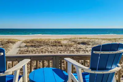 Image de Albion: Dive Into Oceanfront Bliss!