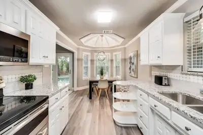 Image de North Richland Hills Resort - 3 Br & Pool! ! !