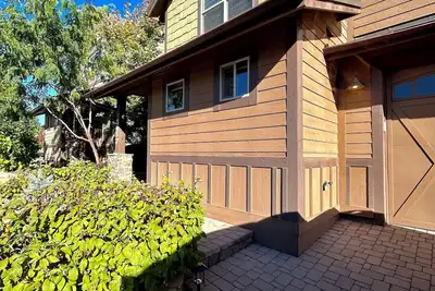 Image de New & Cozy Presidio Retreat! Mins to Downtown, Trails & Nau!