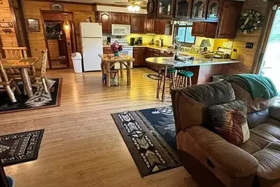 Image de Otter Creek Ranch w\/ Stables