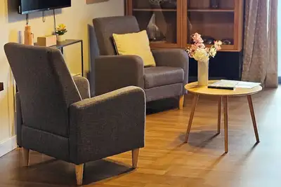 Image de Superb 2-Bedroom Central Palaio Faliro - Fully Renovated & Newly Furnished