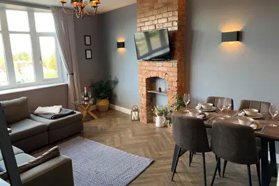 Image de Beautiful 3 story apartment