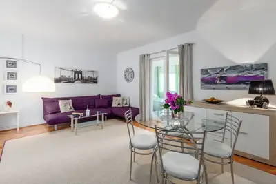 Image de Apartment Enny for 2 persons, only 300m from the beach and neat the city center.