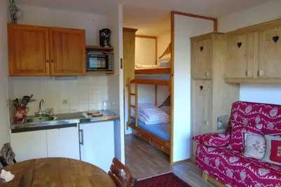 Image de À 50m des remontées, 2ème étage, vue vallée, balcon, télévision, casier à ski, 21m², Valfréjus