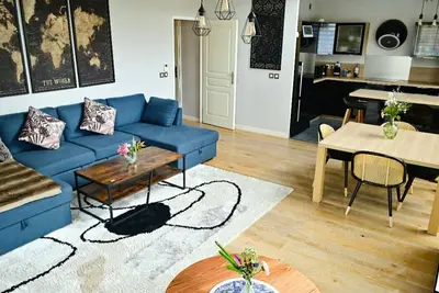 Image de Duplex parisien idéal groupe et famille
