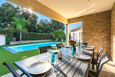 Image de Sòle - Peri - Maison climatisée avec piscine