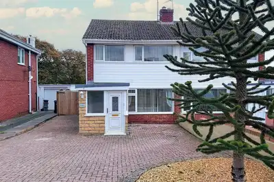 Image de 3 chambres à coucher à Conwy