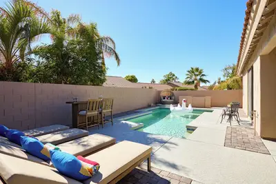 Image de No Tax! Gorgeous Brand New Remodel! 1-Story, HeatedPool, HotTub, Bbq, PuttingGrn
