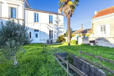 Image de Maison de vacances 'Maison De Famille' avec terrasse privée et jardin privé