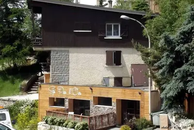 Image de Appartement \"Côté Montagne\" avec vue sur les montagnes, terrasse privée et Wi-Fi