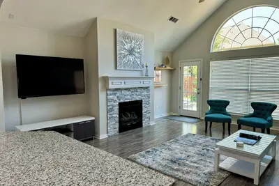 Image de Luxury 3-bedroom house in best neighborhood Fort Worth\/Alliance, plus workspace