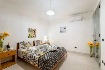 Image de Villa privée avec wi-fi, parking et climat