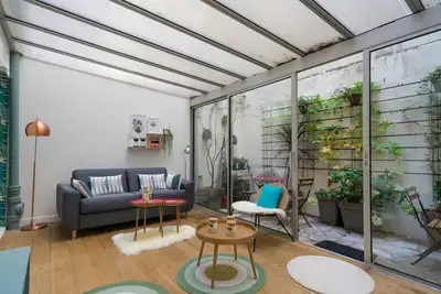 Image de Appartement chic avec patio - 2br/6p - Le Marais