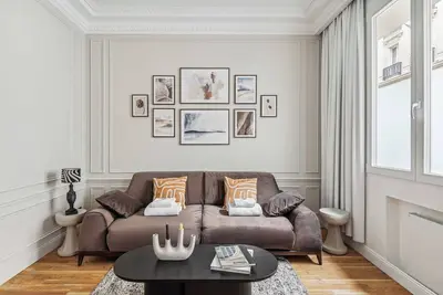 Image de Design d'intérieur - Appartement 6p-2br - Tour Eiffel