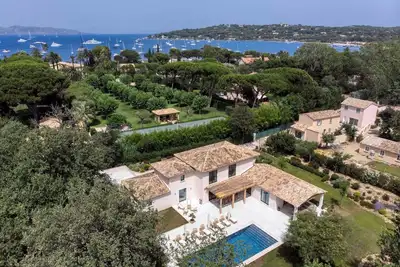 Image de Luxueuse Villa face Ă la Baie des Canebiers